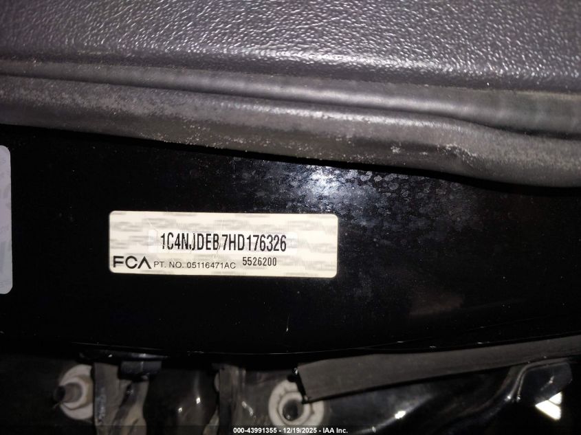 2017 Jeep Compass High Altitude 4X4 VIN: 1C4NJDEB7HD176326 Lot: 43991355