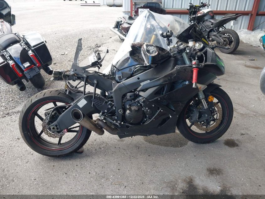 2012 Kawasaki Zx600 R VIN: JKAZX4R15CA033719 Lot: 43991368