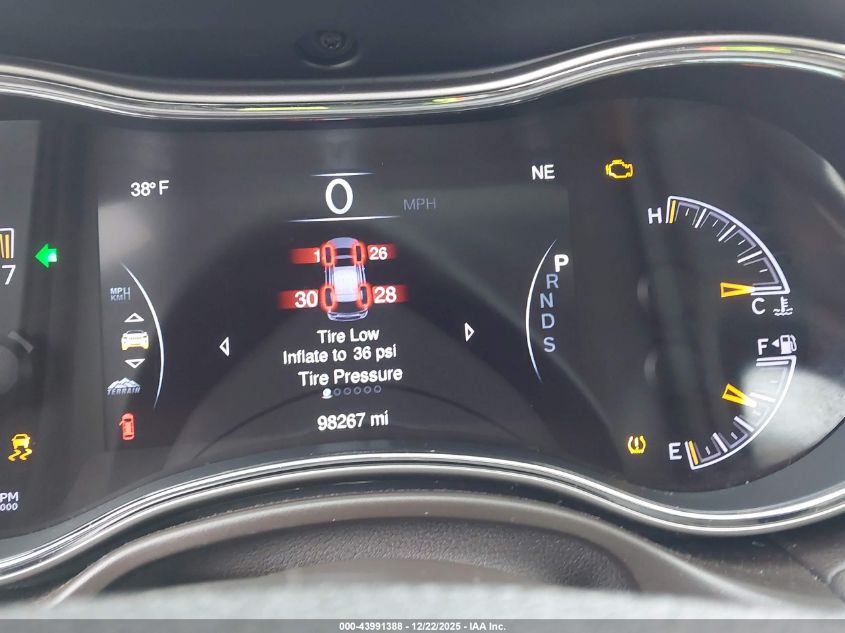 2015 Jeep Grand Cherokee Overland VIN: 1C4RJFCG1FC934112 Lot: 43991388