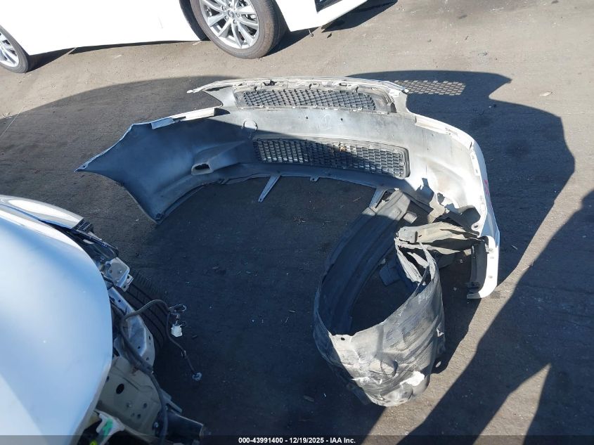 2007 Scion Tc VIN: JTKDE177670202128 Lot: 43991400