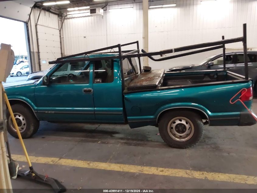 1996 Chevrolet S Truck S10 VIN: 1GCDT19W6T8214101 Lot: 43991411