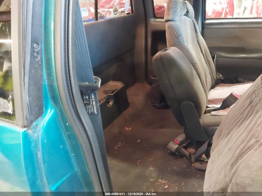 1996 Chevrolet S Truck S10 VIN: 1GCDT19W6T8214101 Lot: 43991411