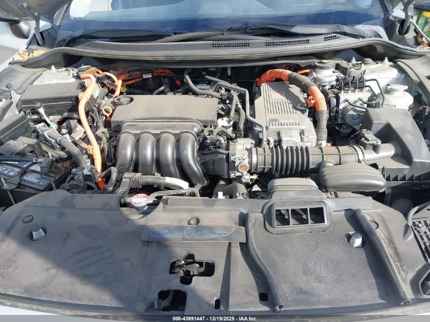 2018 Honda Clarity Plug-In Hybrid Touring VIN: JHMZC5F33JC005558 Lot: 43991447