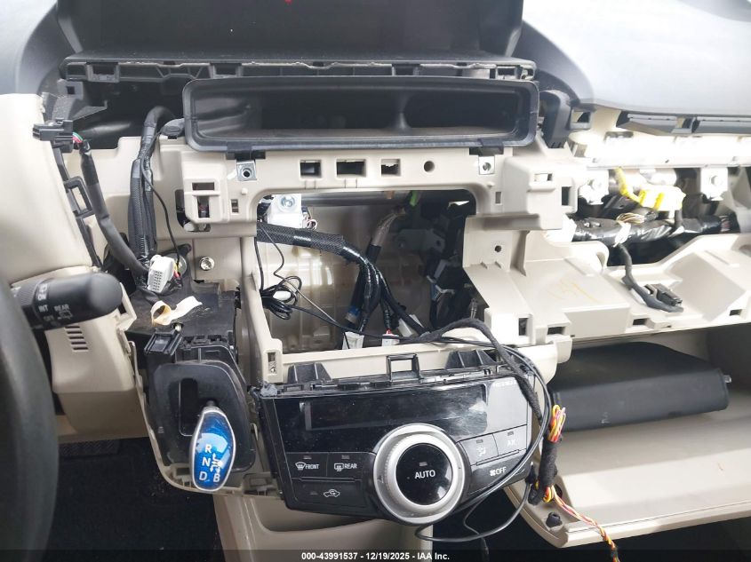 2012 Toyota Prius V Three VIN: JTDZN3EU3C3037715 Lot: 43991537