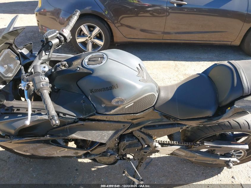 2024 Kawasaki Ex650 P VIN: ML5EXEP15RDAC6461 Lot: 43991549