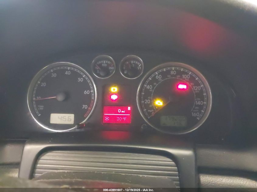 2002 Volkswagen Passat Gls VIN: WVWPD63BX2P439669 Lot: 43991607