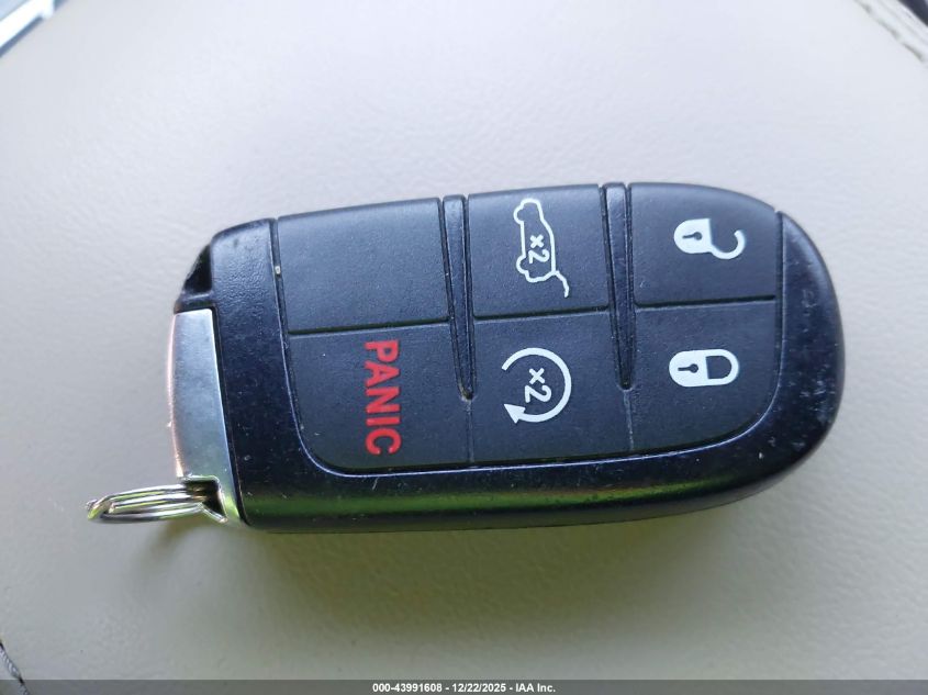 2020 Jeep Grand Cherokee Limited 4X4 VIN: 1C4RJFBG8LC211371 Lot: 43991608