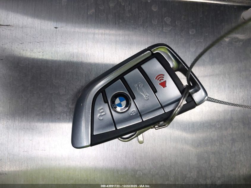 2017 BMW 740I VIN: WBA7E2C38HG740560 Lot: 43991723