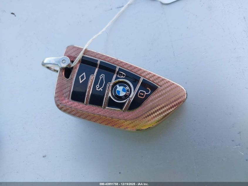 2018 BMW X1 xDrive28I VIN: WBXHT3C37J5F90886 Lot: 43991758