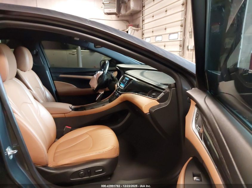 2017 Buick Lacrosse Essence VIN: 1G4ZP5SS9HU159470 Lot: 43991782