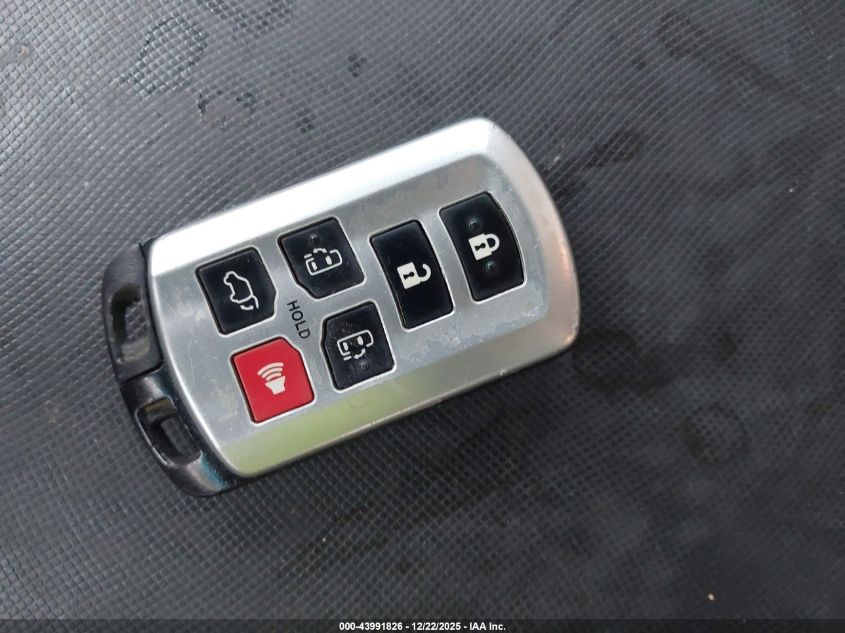 2014 Toyota Sienna Xle V6 8 Passenger VIN: 5TDYK3DC4ES479014 Lot: 43991826