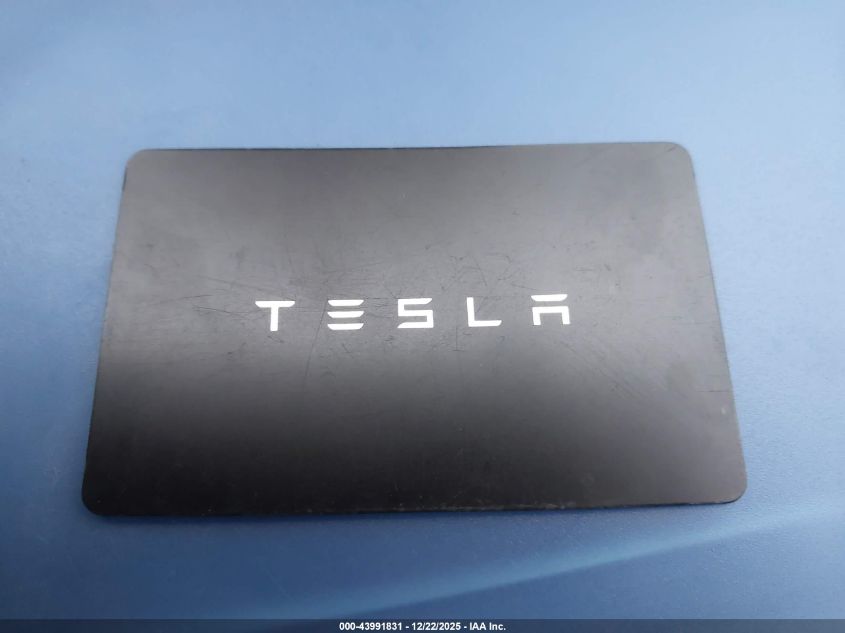 2024 Tesla Model Y Long Range Dual Motor All-Wheel Drive VIN: 7SAYGDEE8RF113996 Lot: 43991831