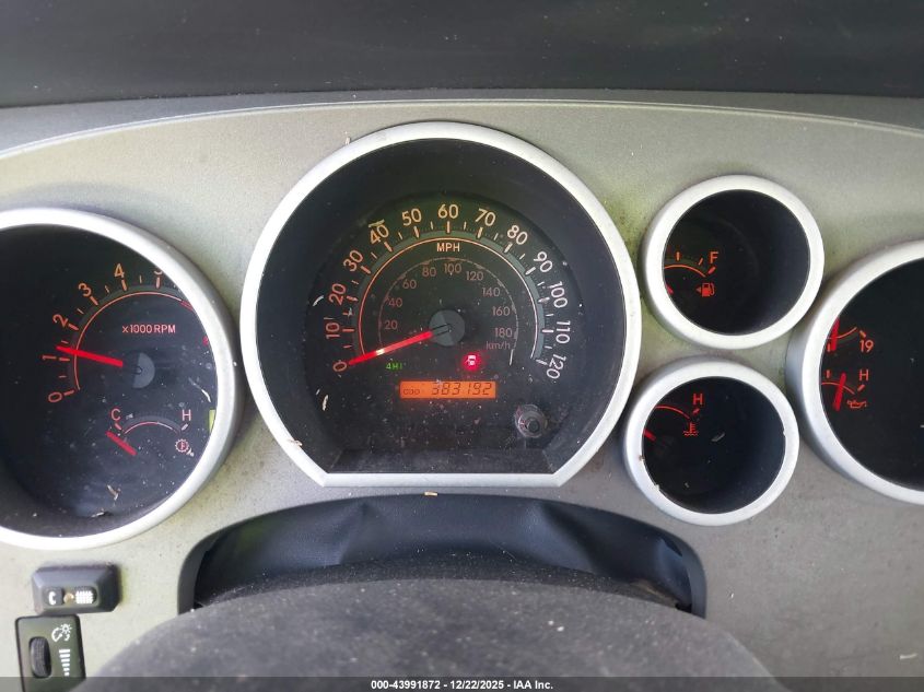 2010 Toyota Sequoia Sr5 5.7L V8 VIN: 5TDBY5G17AS027465 Lot: 43991872