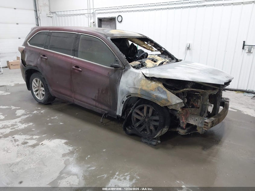 2014 Toyota Highlander Le V6