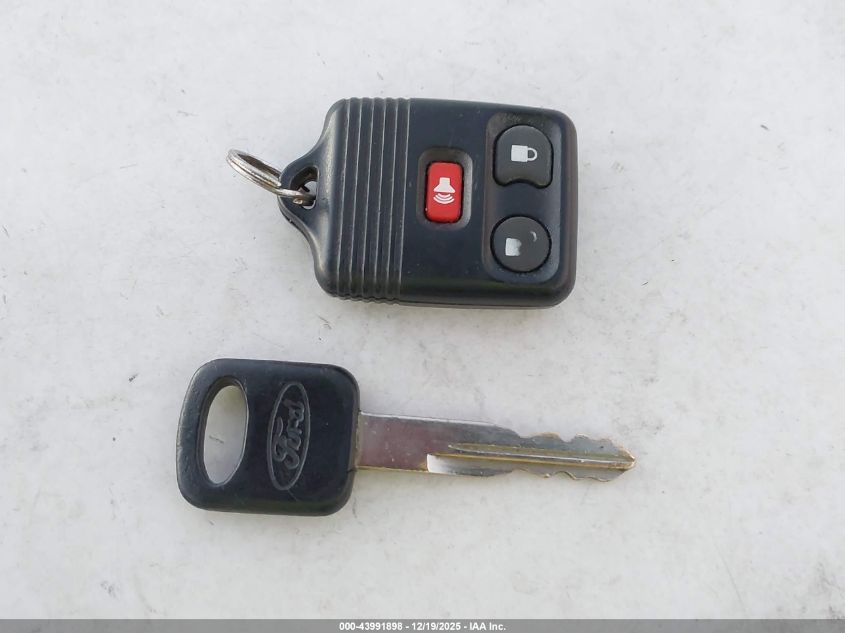 2003 Ford E-150 Chateau/Xl/Xlt VIN: 1FMRE11W13HA97051 Lot: 43991898