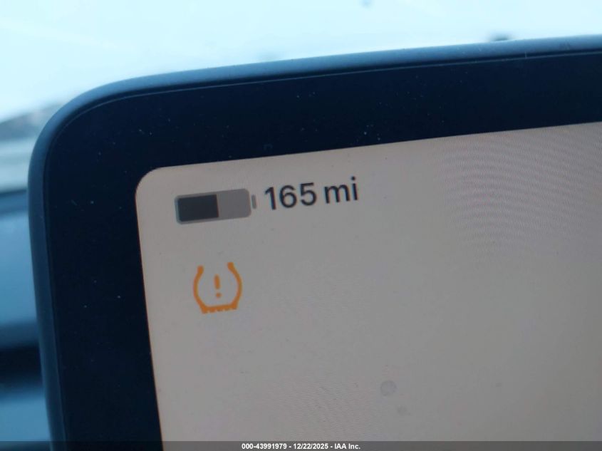 2022 Tesla Model Y Long Range Dual Motor All-Wheel Drive VIN: 7SAYGDEE5NF552504 Lot: 43991979