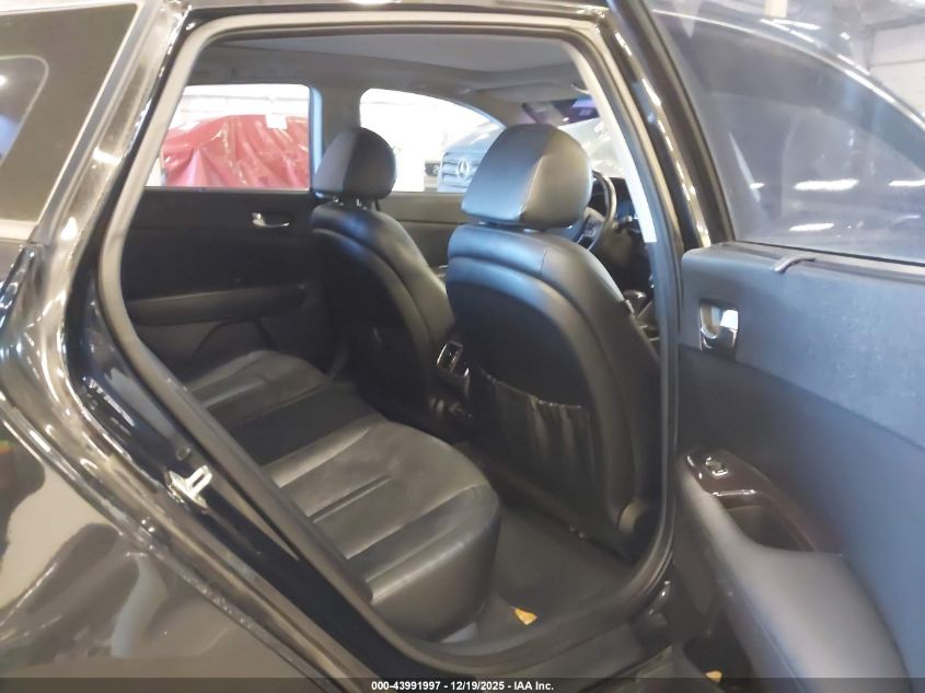 2016 Kia Optima Ex VIN: 5XXGU4L31GG096083 Lot: 43991997