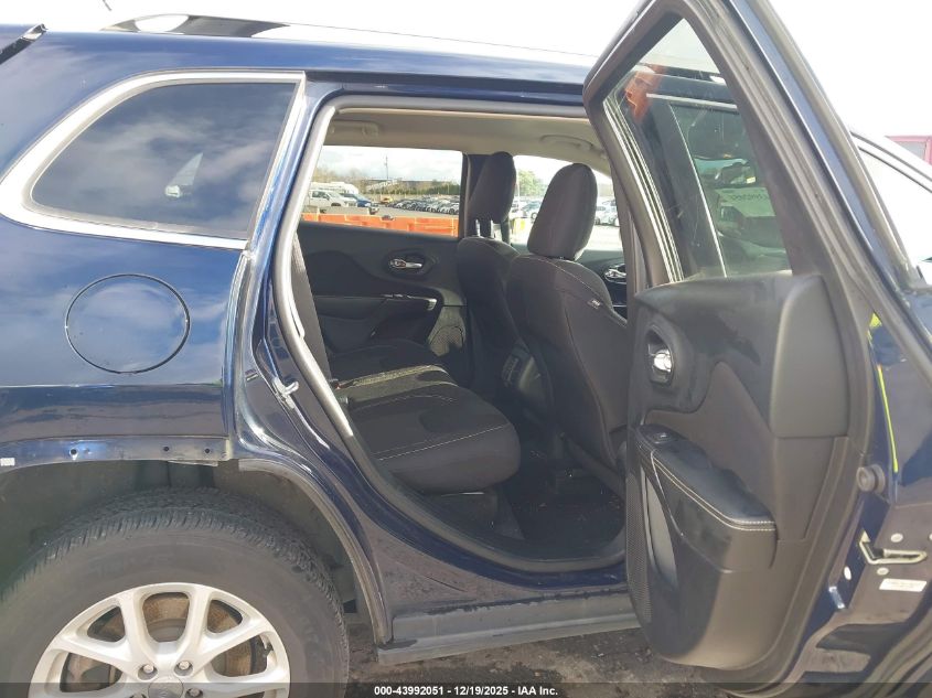 2015 Jeep Cherokee Latitude VIN: 1C4PJMCS8FW594844 Lot: 43992051