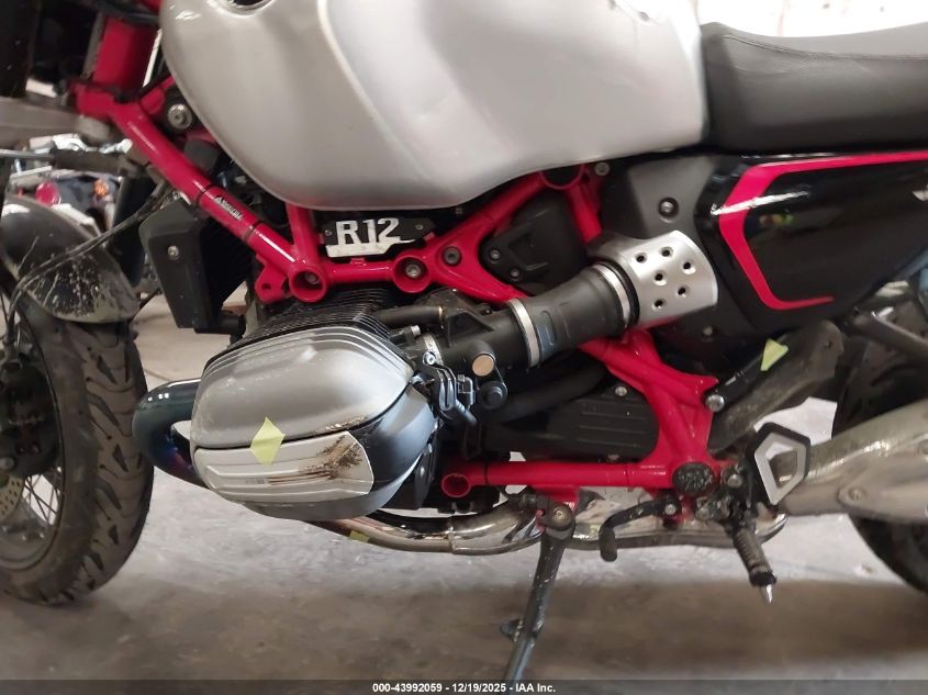 2024 BMW R 12 Nine T VIN: WB10N0302R6J53841 Lot: 43992059