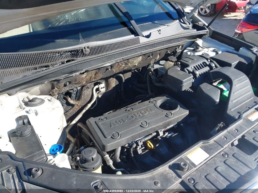 2011 Kia Sorento Lx VIN: 5XYKT3A11BG136143 Lot: 43992060