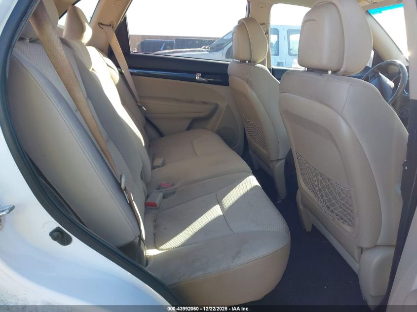 2011 Kia Sorento Lx VIN: 5XYKT3A11BG136143 Lot: 43992060