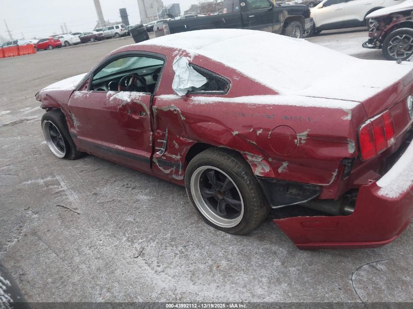 2007 Ford Mustang Gt Deluxe/Gt Premium VIN: 1ZVFT82H775292081 Lot: 43992112