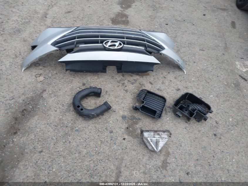 2019 Hyundai Elantra Se VIN: 5NPD74LF3KH476401 Lot: 43992131