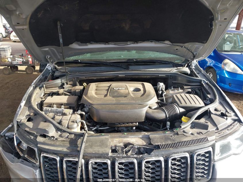 2017 Jeep Grand Cherokee Laredo 4X4 VIN: 1C4RJFAG9HC913823 Lot: 43992157