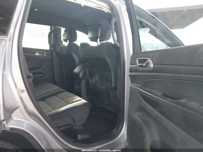 2017 Jeep Grand Cherokee Laredo 4X4 VIN: 1C4RJFAG9HC913823 Lot: 43992157