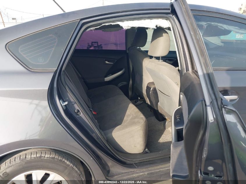 2015 Toyota Prius Plug-In VIN: JTDKN3DP8F3075085 Lot: 43992243