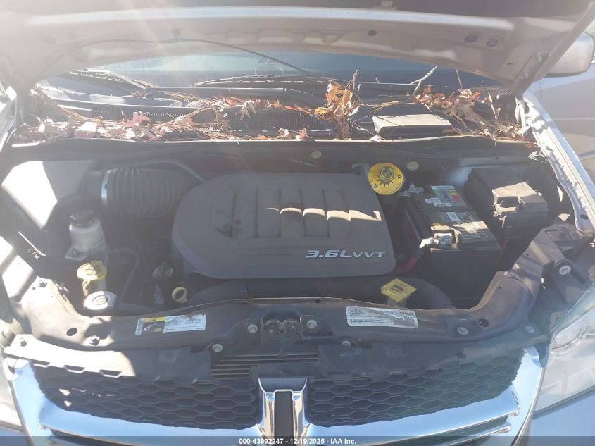 2017 Dodge Grand Caravan Sxt VIN: 2C4RDGCGXHR616884 Lot: 43992247