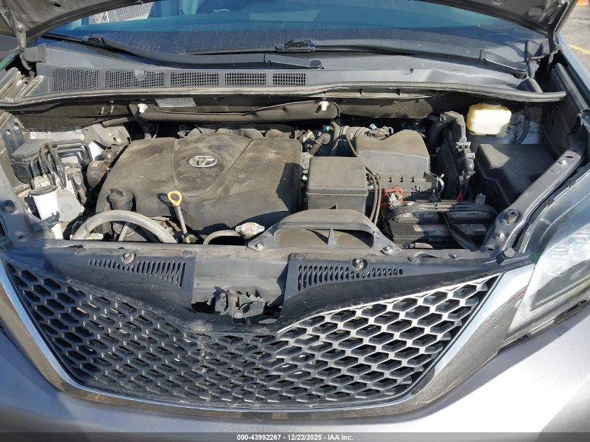 2017 Toyota Sienna Se Premium 8 Passenger VIN: 5TDXZ3DCXHS879588 Lot: 43992267