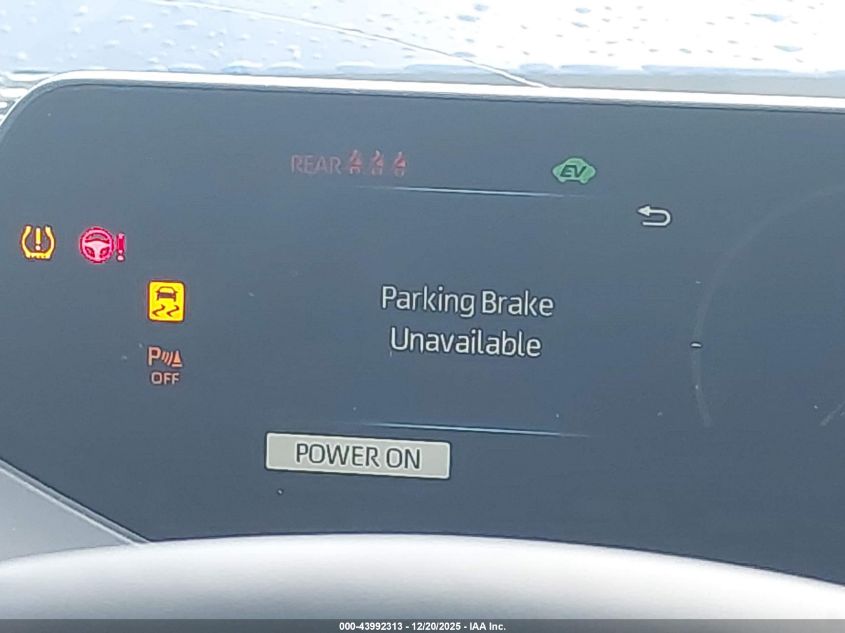 2025 Toyota Prius Le VIN: JTDACAAU7S3056294 Lot: 43992313