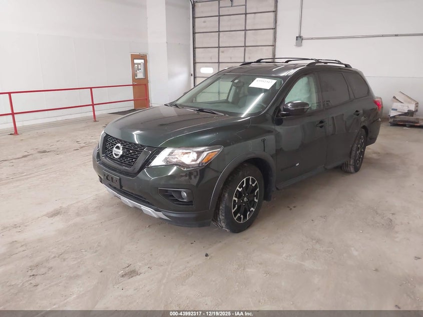 2019 Nissan Pathfinder Sv