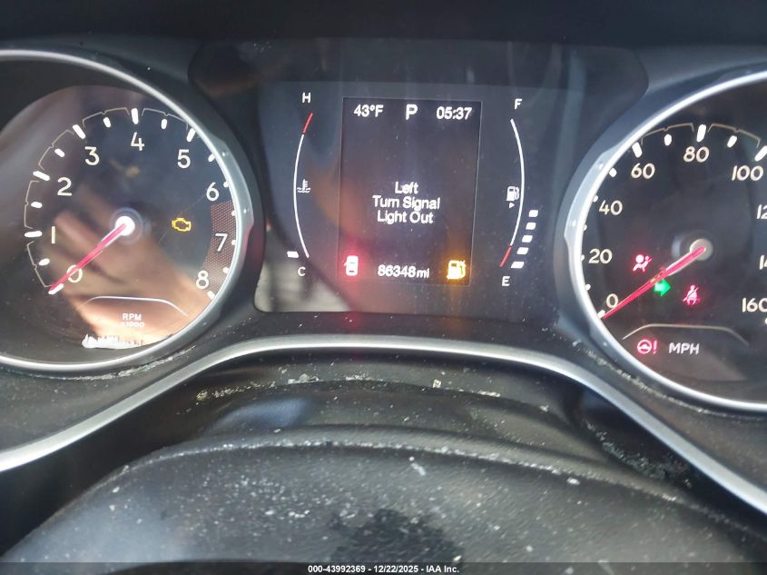 2018 Jeep Compass Latitude 4X4 VIN: 3C4NJDBBXJT246552 Lot: 43992369