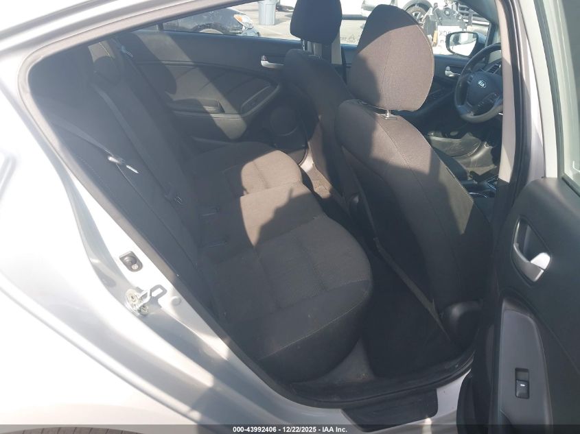 2017 Kia Forte Lx VIN: 3KPFK4A72HE031499 Lot: 43992406