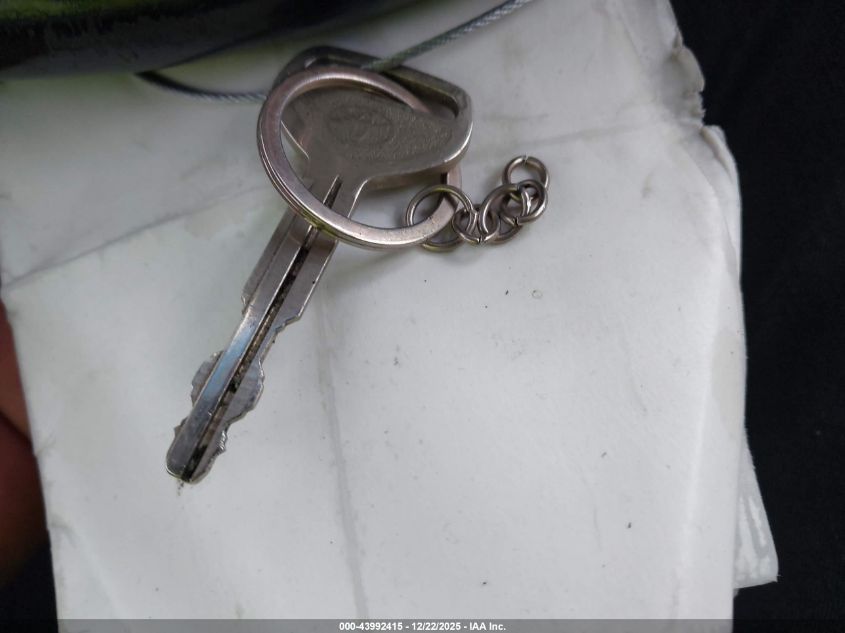 2005 Toyota Camry Se VIN: 4T1BE32K95U420281 Lot: 43992415