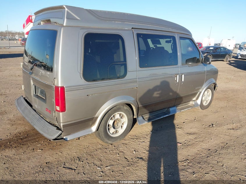 2001 GMC Safari Upfitter