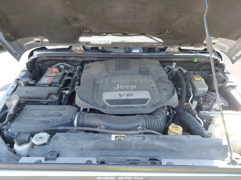 2017 Jeep Wrangler Unlimited Sahara 4X4 VIN: 1C4BJWEGXHL600274 Lot: 43992462