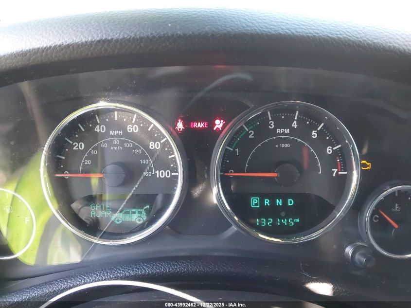 2017 Jeep Wrangler Unlimited Sahara 4X4 VIN: 1C4BJWEGXHL600274 Lot: 43992462