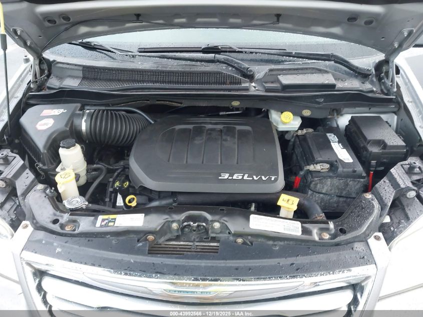 2015 Chrysler Town & Country Touring VIN: 2C4RC1BG4FR595464 Lot: 43992566