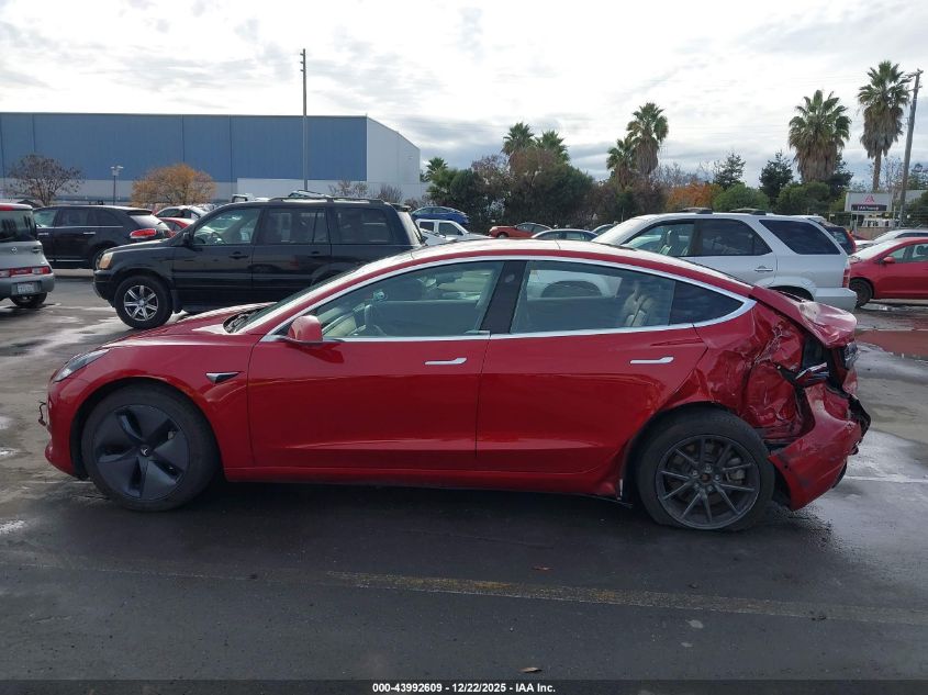 2018 Tesla Model 3 Long Range/Mid Range VIN: 5YJ3E1EA4JF030711 Lot: 43992609