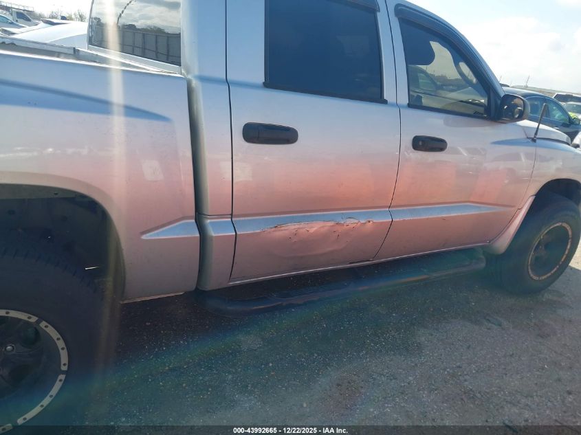 2006 Dodge Dakota St VIN: 1D7HW28K56S715619 Lot: 43992665