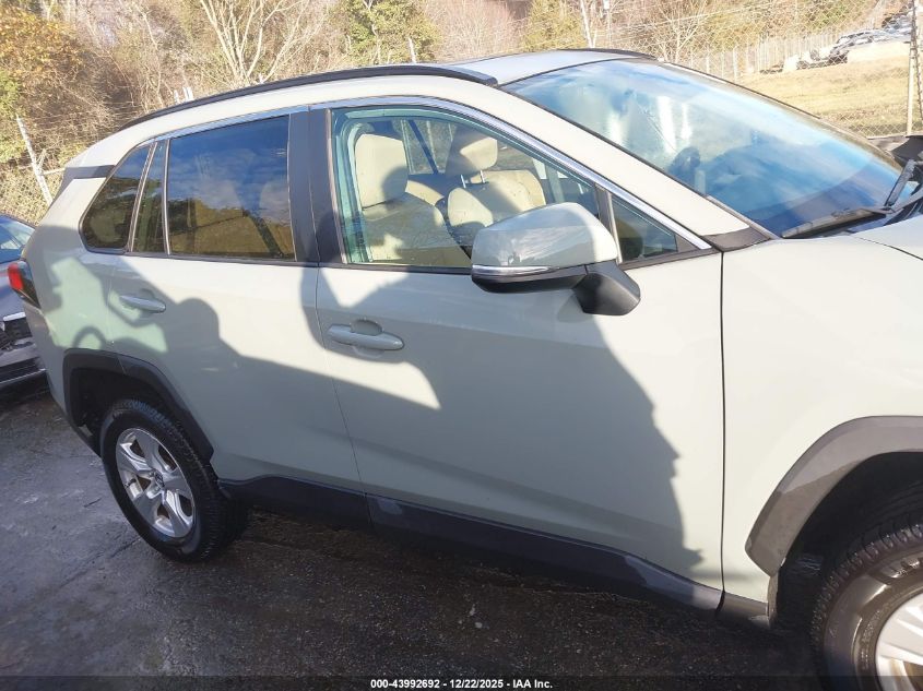 2020 Toyota Rav4 Xle VIN: 2T3W1RFVXLW091762 Lot: 43992692