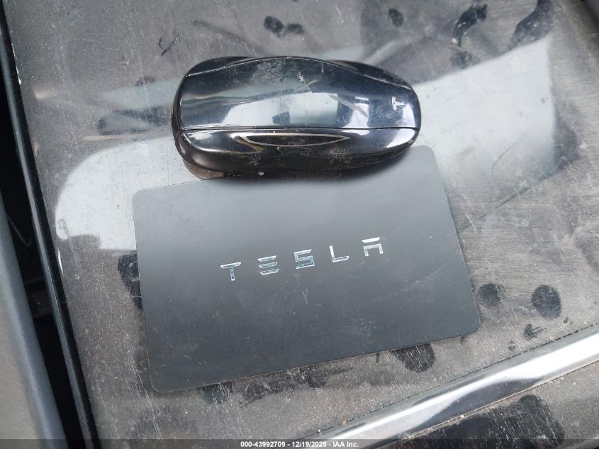 2017 Tesla Model X P100D VIN: 5YJXCAE49HF067846 Lot: 43992709