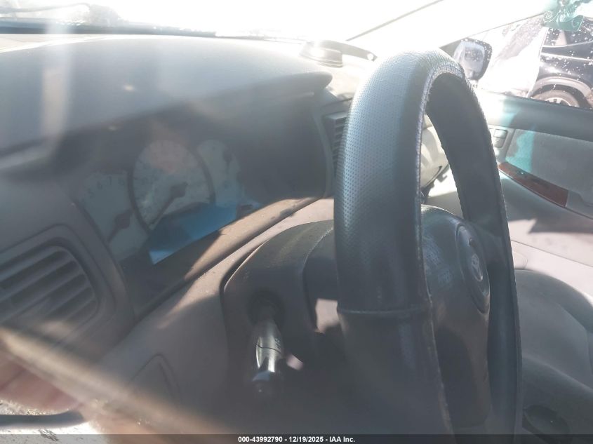 2004 Toyota Corolla Le VIN: 1NXBR32E94Z327323 Lot: 43992790