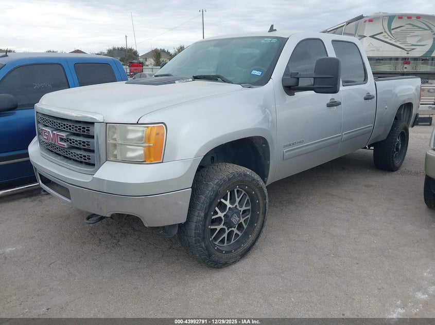 Vin: 1gt110cg6bf137373, lot: 44488533, gmc sierra 2500hd sle 20112