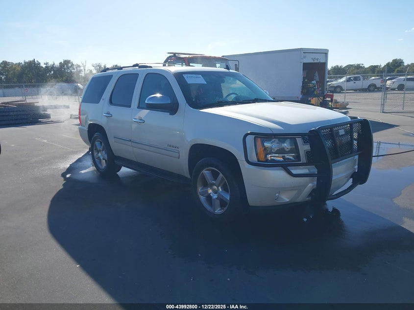 1GNSCCE05CR313885 2012 CHEVROLET TAHOE photo no. 2