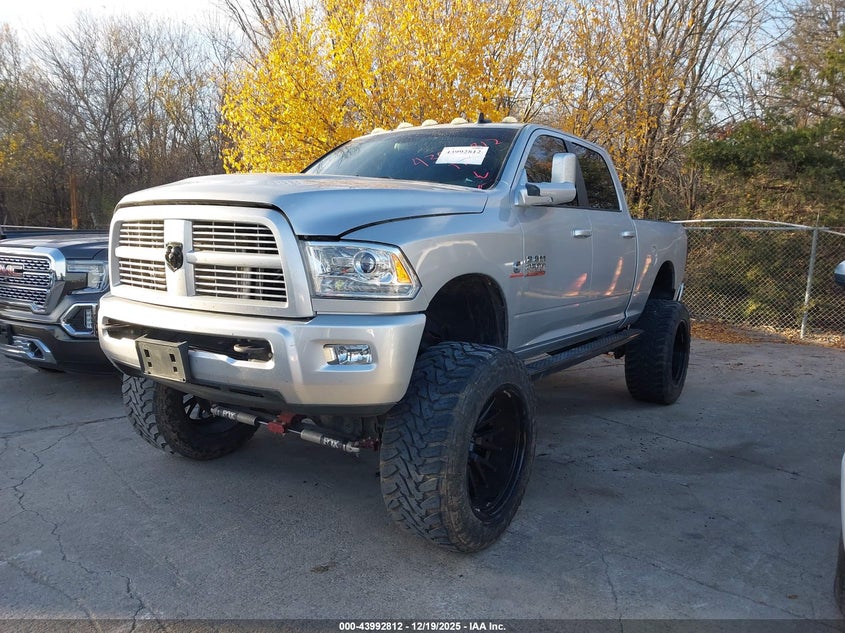 Vin: 3c6ur5dl3gg253318, lot: 44488554, ram 2500 slt 20162