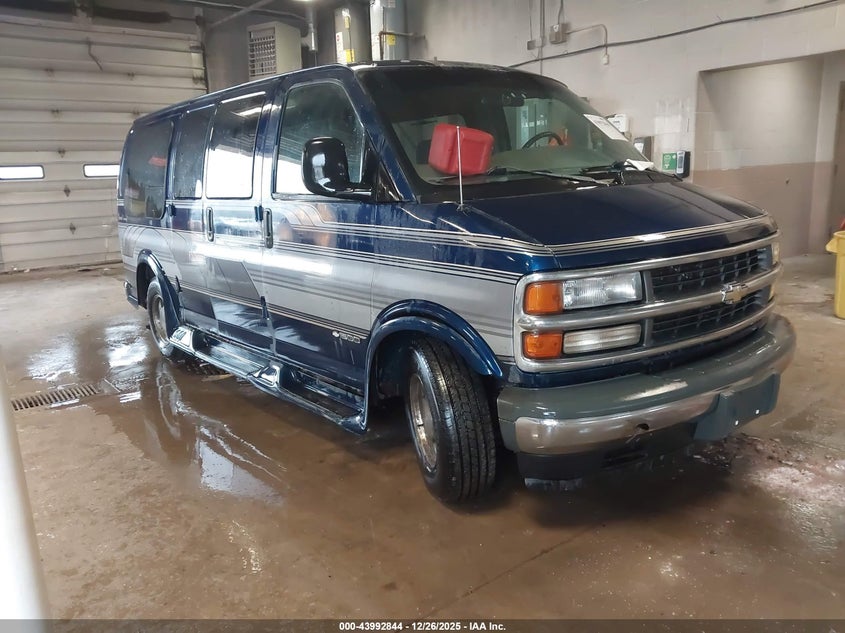 1GBFG15R4Y1202496 2000 Chevrolet Express Upfitter Pkg. auction photo 1